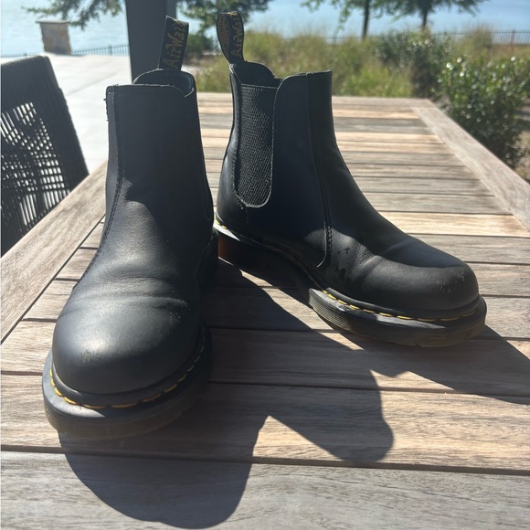 Dr. Martens Shoes - Dr. Martens 2976 Chelsea Boots – Black Smooth Leather – Size 9